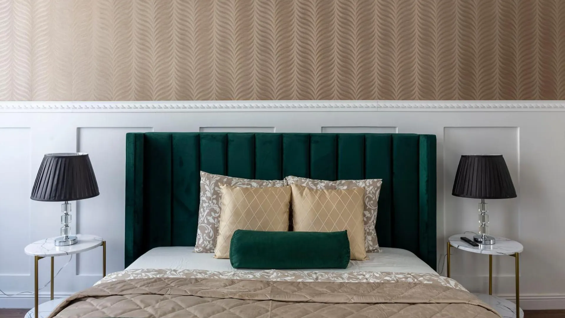 Apartment Luxurious Prestige Residence Next To The New York Cafe Budapest